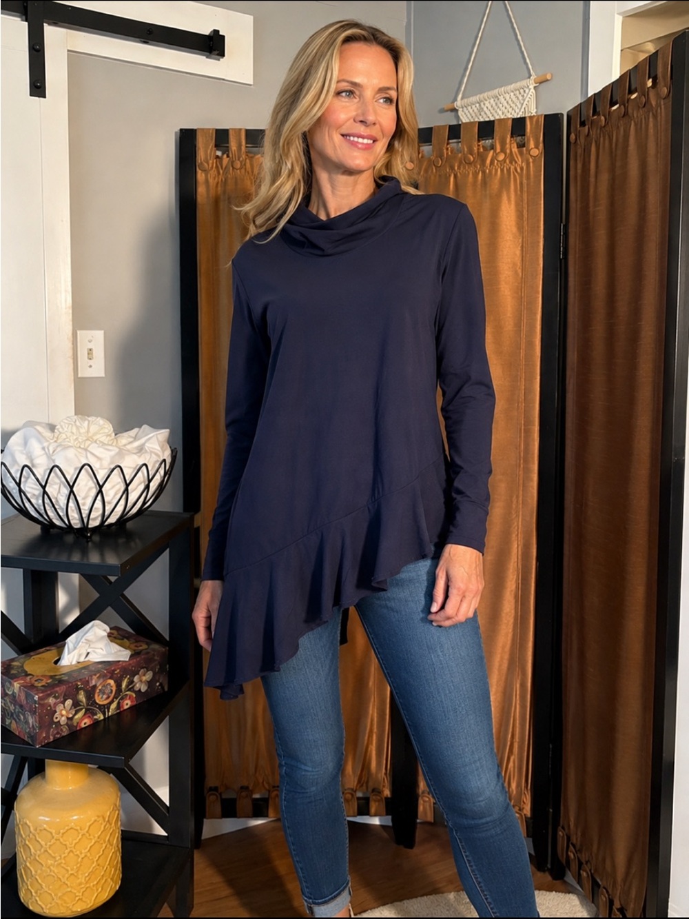 Talia Benson 100 Percent Viscose Asymetric Top